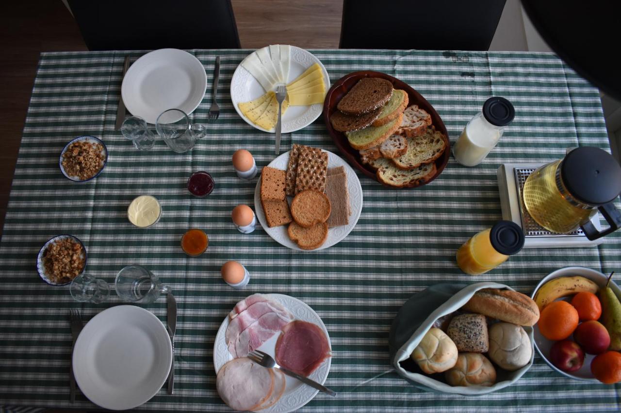 Benbzuiderzee Bed & Breakfast Хатем Екстериор снимка